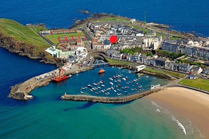 2 Princess Green - Portrush By The Sea Exterior photo